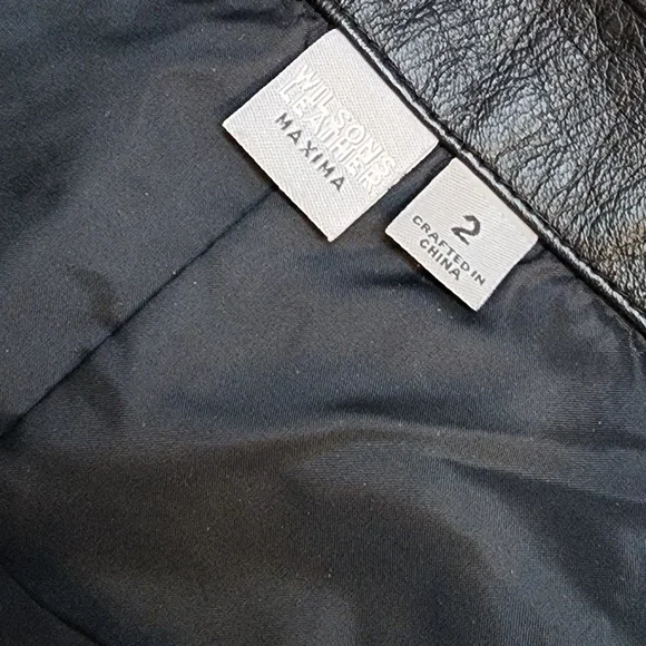 WILSONS BLACK LEATHER MINI SKIRT SZ 2 - Picture 9 of 12
